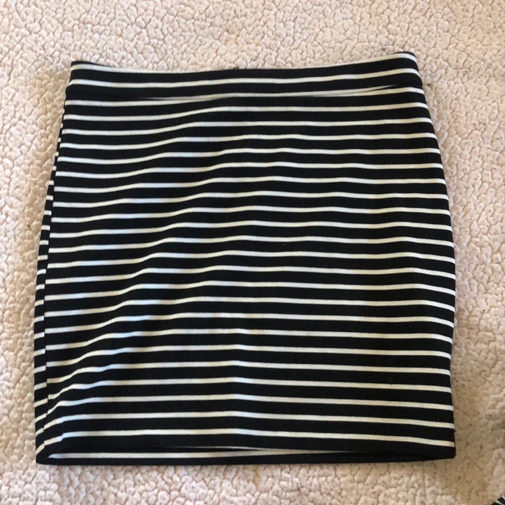striped skirt with zipper back